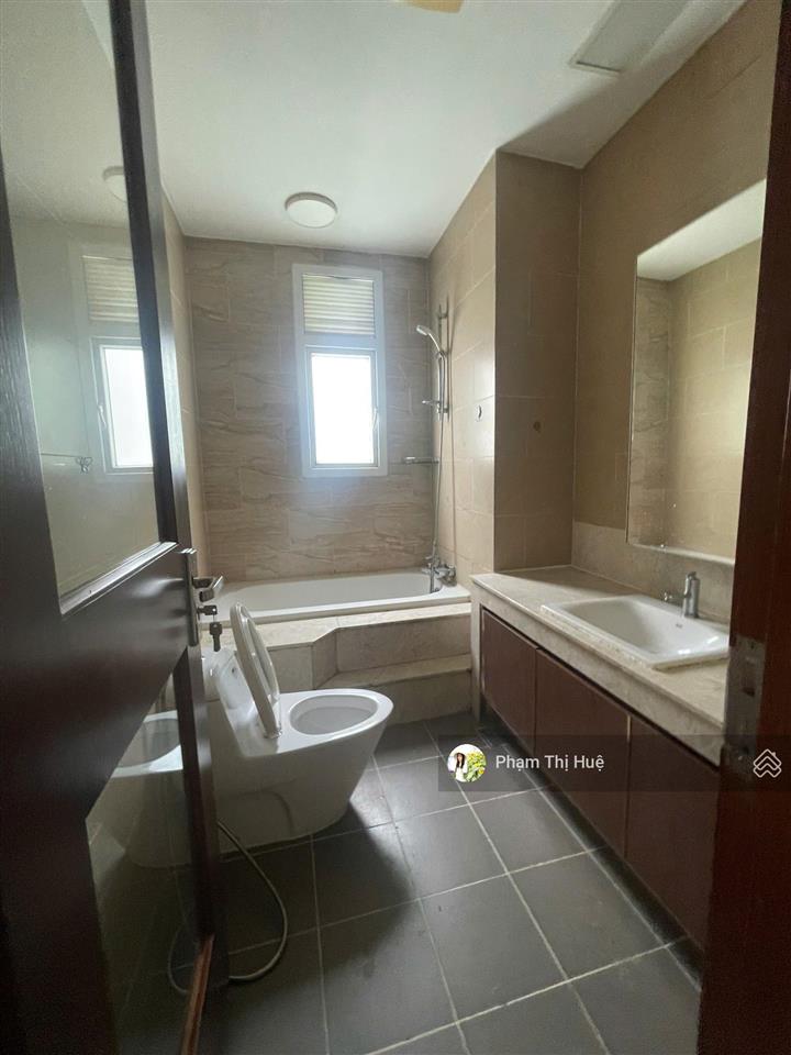 Cho thuê biệt thự tại mailand hanoi city, 24 triệu/th, 210m2, 5pn, nhà mới, sạch sẽ, 0985 302 ***