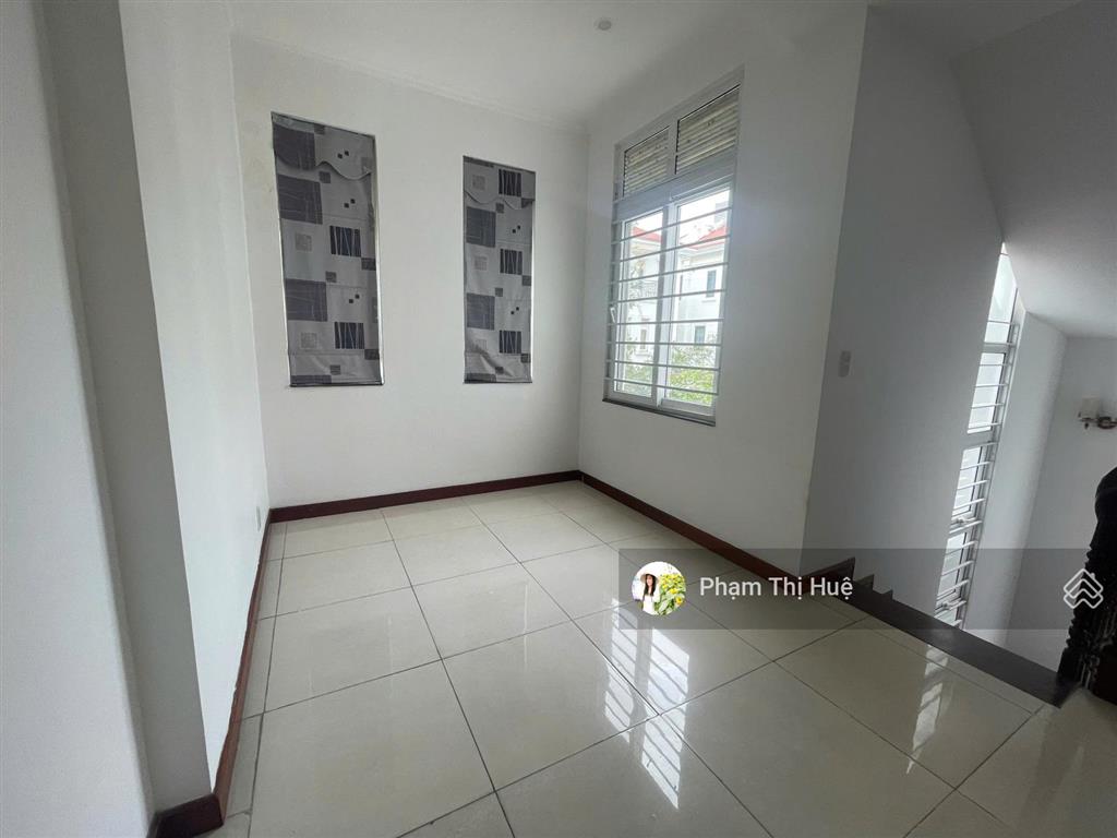 Cho thuê biệt thự tại mailand hanoi city, 24 triệu/th, 210m2, 5pn, nhà mới, sạch sẽ, 0985 302 ***