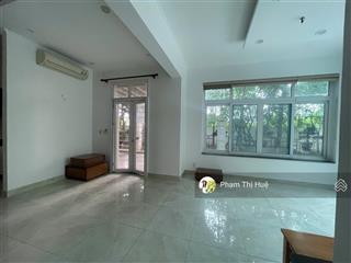 Cho thuê biệt thự tại mailand hanoi city, 24 triệu/th, 210m2, 5pn, nhà mới, sạch sẽ, 0985 302 ***