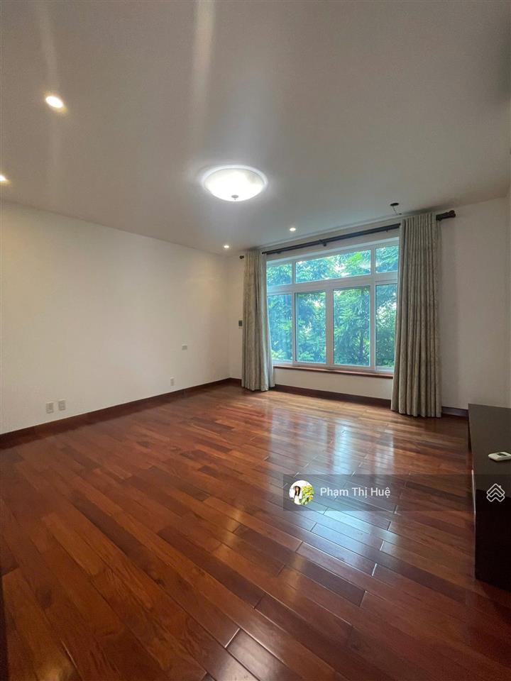 Cho thuê biệt thự tại mailand hanoi city, 24 triệu/th, 210m2, 5pn, nhà mới, sạch sẽ, 0985 302 ***