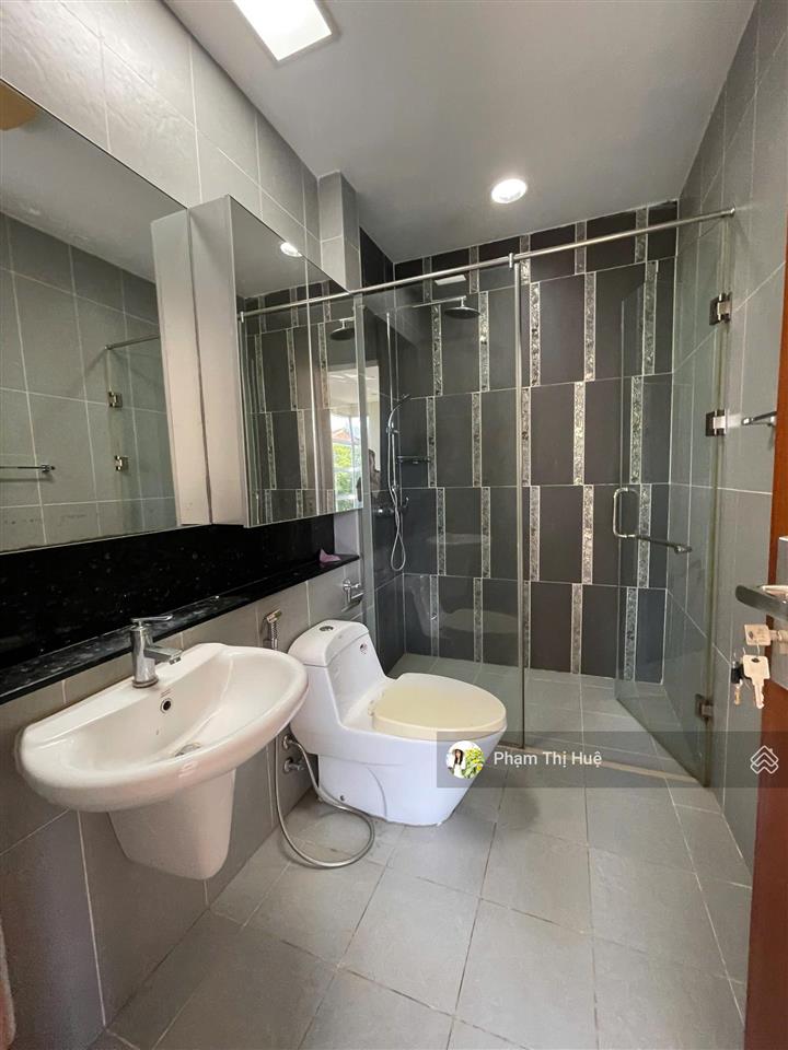 Cho thuê bt 270m2 tại mailand hanoi city, giá cực chất 20 triệu vnd/th, giá hời