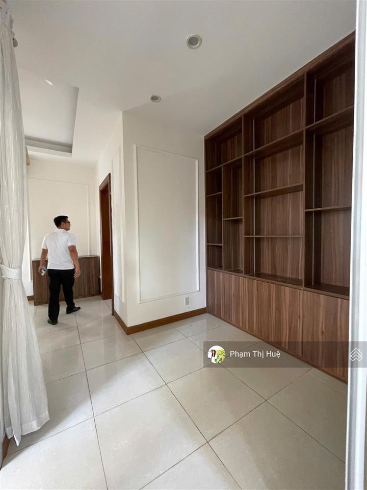 Cho thuê bt 270m2 tại mailand hanoi city, giá cực chất 20 triệu vnd/th, giá hời