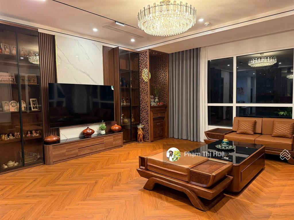 Bán căn hộ 3pn tại mailand hanoi city, 9,5 tỷ, 144.5m2, nội thất mới tinh. tiện xem nhà