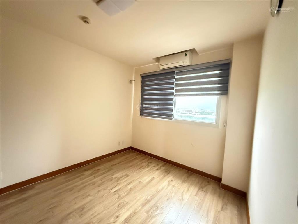 Bán căn hộ 3pn, 2wc đẹp tại mailand hanoi city, 7,8 tỷ, 128m2, đồ cơ bản, tầng trung thoáng.