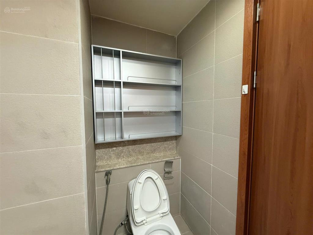 Bán căn hộ 3pn, 2wc đẹp tại mailand hanoi city, 7,8 tỷ, 128m2, đồ cơ bản, tầng trung thoáng.