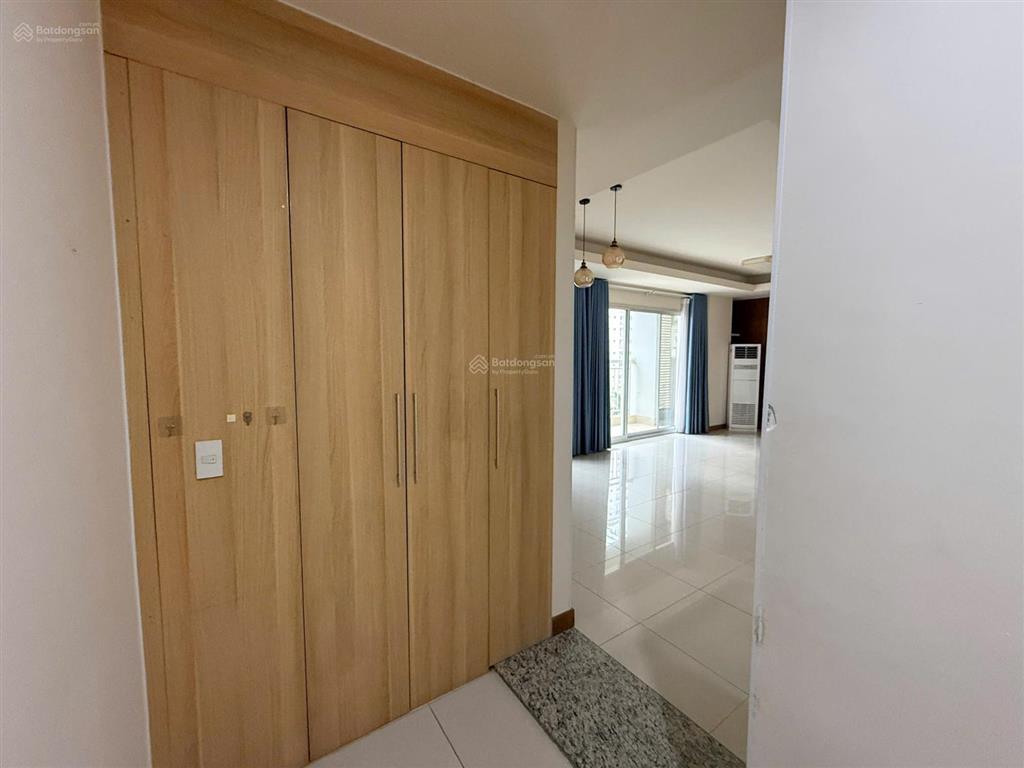 Bán căn hộ 3pn, 2wc đẹp tại mailand hanoi city, 7,8 tỷ, 128m2, đồ cơ bản, tầng trung thoáng.