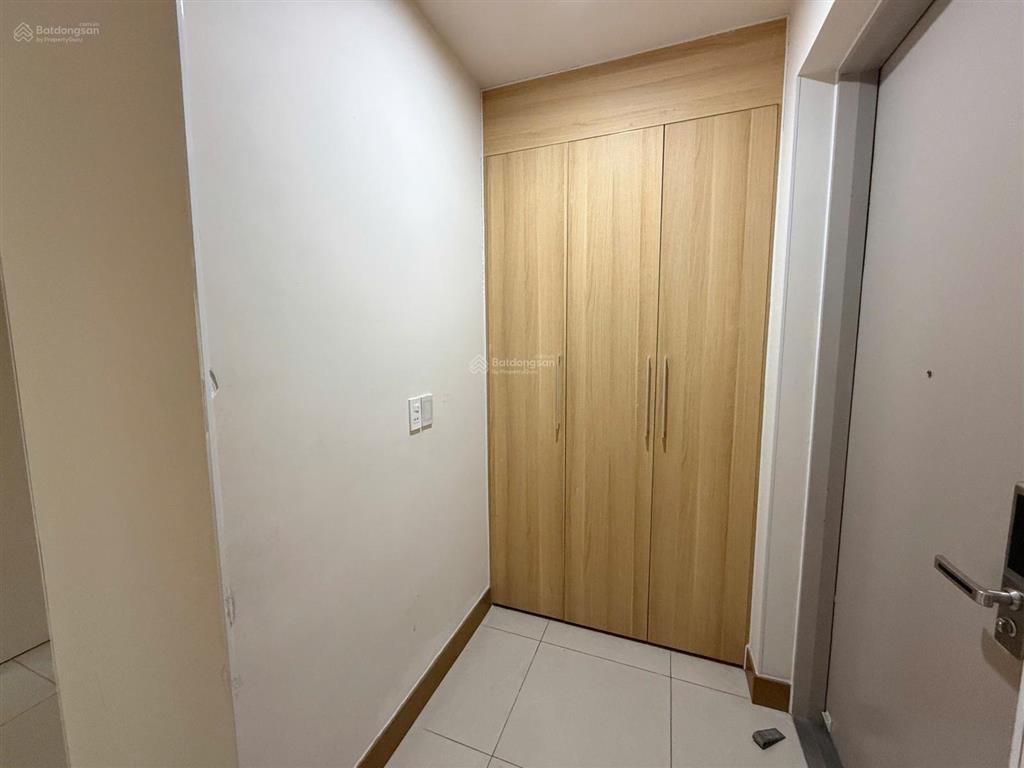 Bán căn hộ 3pn, 2wc đẹp tại mailand hanoi city, 7,8 tỷ, 128m2, đồ cơ bản, tầng trung thoáng.