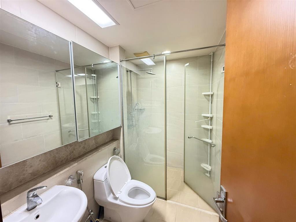 Bán căn hộ 3pn, 2wc đẹp tại mailand hanoi city, 7,8 tỷ, 128m2, đồ cơ bản, tầng trung thoáng.