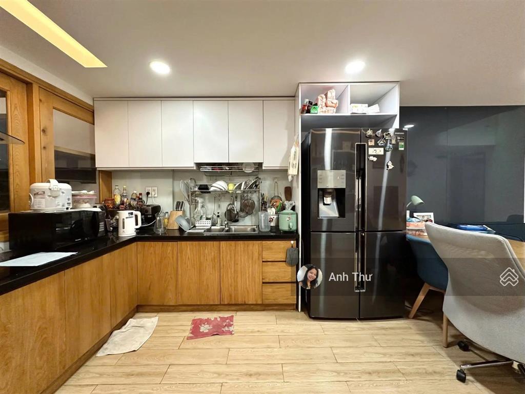 Giảm 3 tỷ bán nhanh! 2 mặt thoáng hai bà trưng, q1 (4x17m) 5 tầng đẹp khai thác ngay. giá 19,2 tỷ