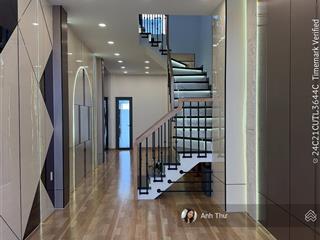 2 mặt tiền cô giang gần ngã 4 phú nhuận, dt 45,6m2  5 tầng, 1 mặt bằng + 4pn, tặng nt giá 13,8 tỷ