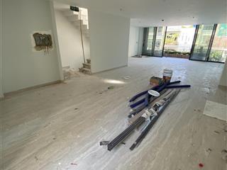 Cho thuê toà nhà 5 tầng hoàng hoa thám  có pccc