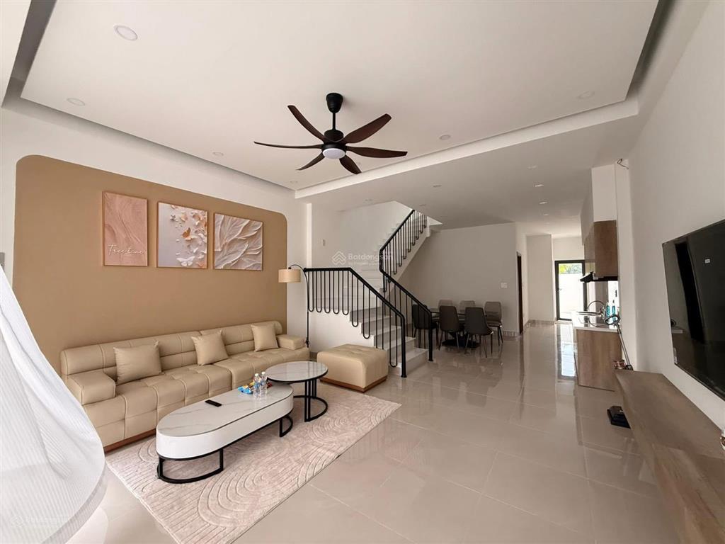 Bán nhà đẹp full nội thất diên phú  diên khánh chỉ hơn 3 tỷ