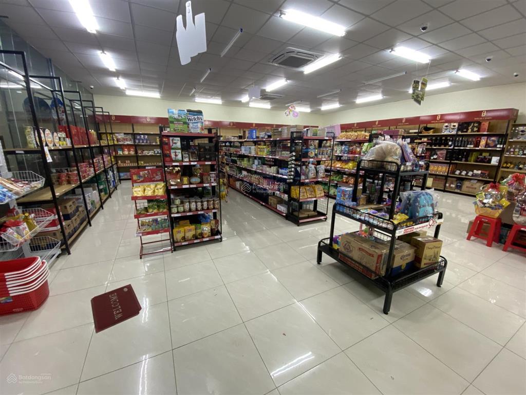 Cho thuê mặt bằng tô hiến thành  ngang 12m