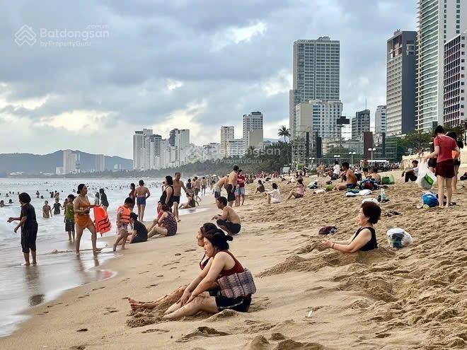 Bán nhà 4 tâng hàn thuyên ngay khu lõi trung tâm nha trang