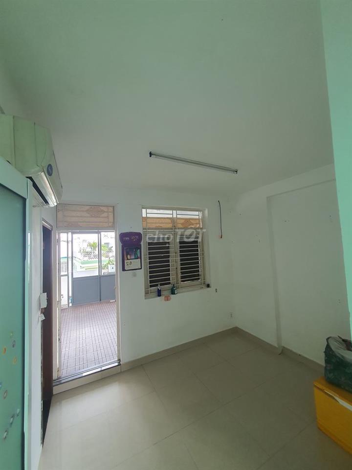 Cho thuê phòng Gần đại học Luật - ngã tư bình triệu