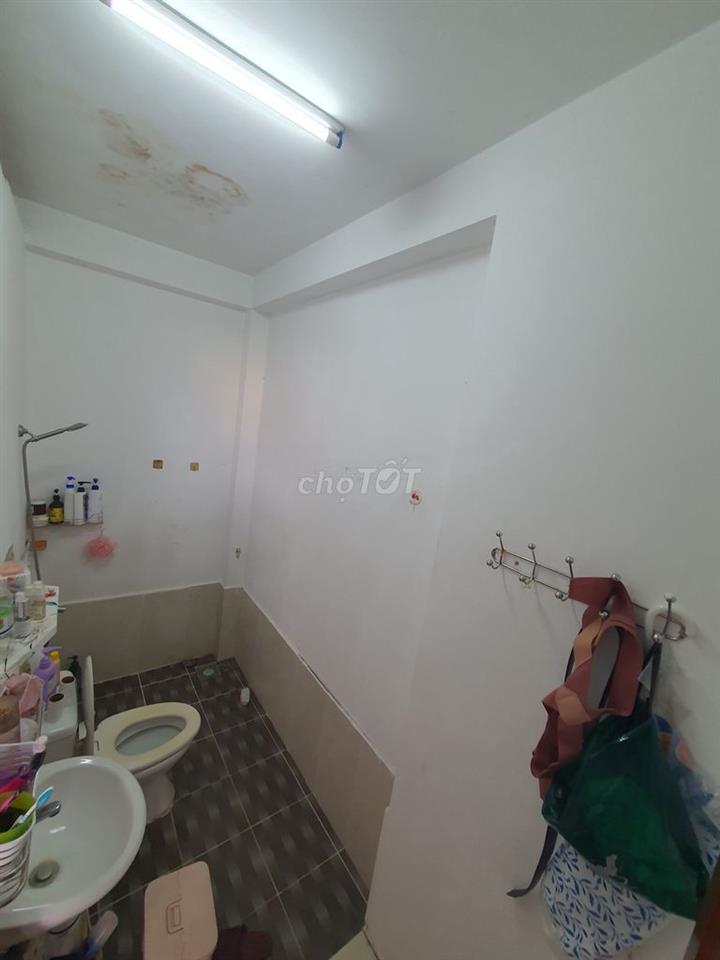 Cho thuê phòng Gần đại học Luật - ngã tư bình triệu
