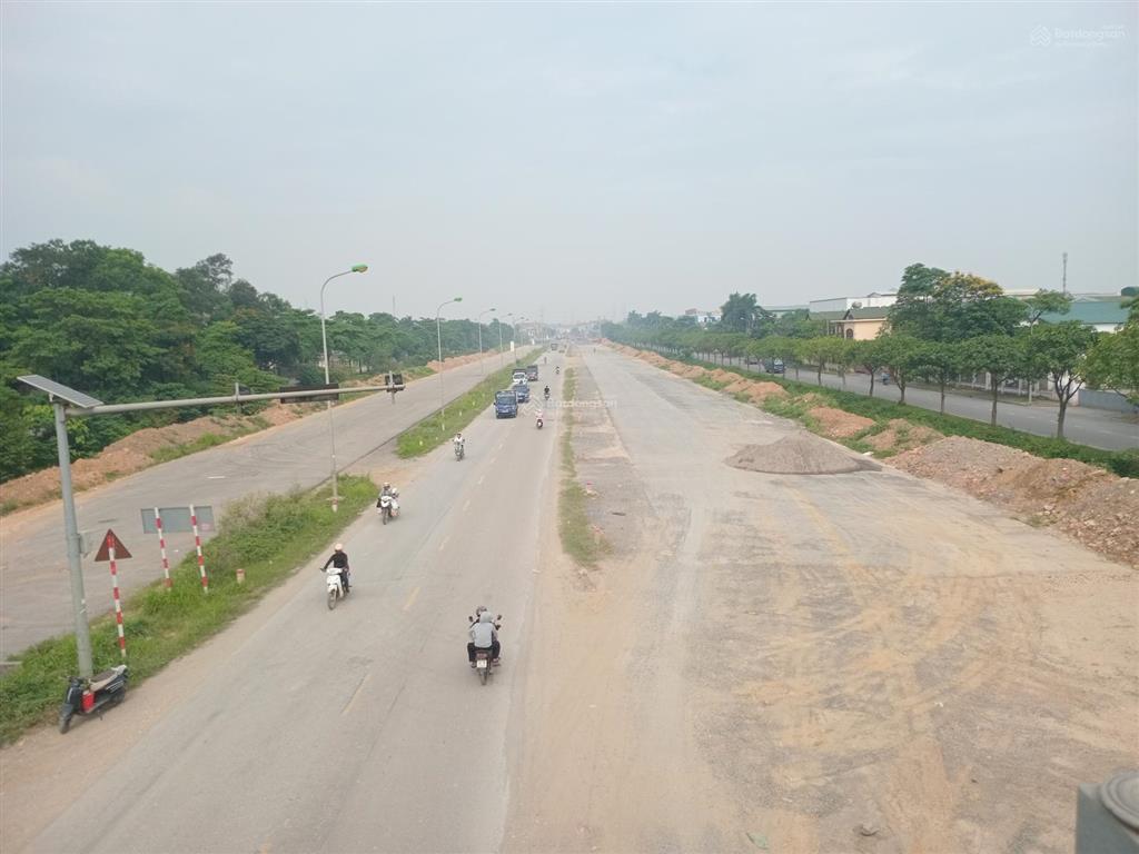 Cần bán gấp 180m2 đất sát vách khu cn phú nghĩa