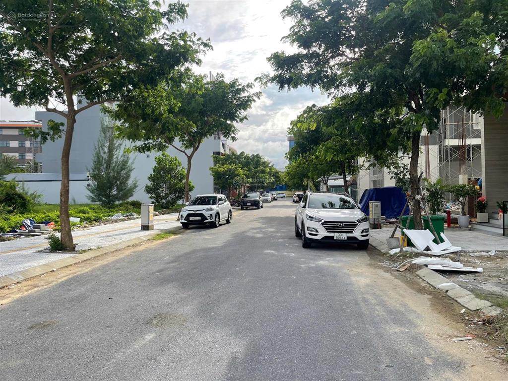 Chính chủ bán lô 100 m2, ngang 6 m, đường rộng 7m5 khu đô thị fpt đà nẵng chỉ nhỉnh 4 tỷ, giá rẻ