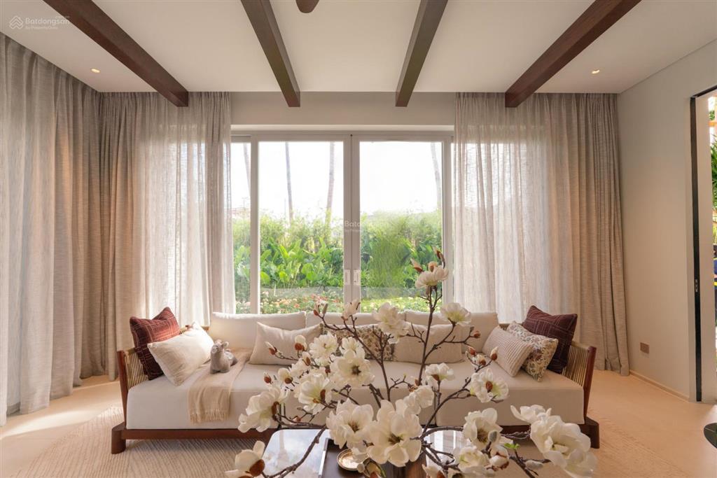 Duy nhất bán căn villa la tiên 161,0m2. giá bán 12,5 tỷ (77,6tr/ 1m2). sổ hồng. rẻ nhất thị trường.