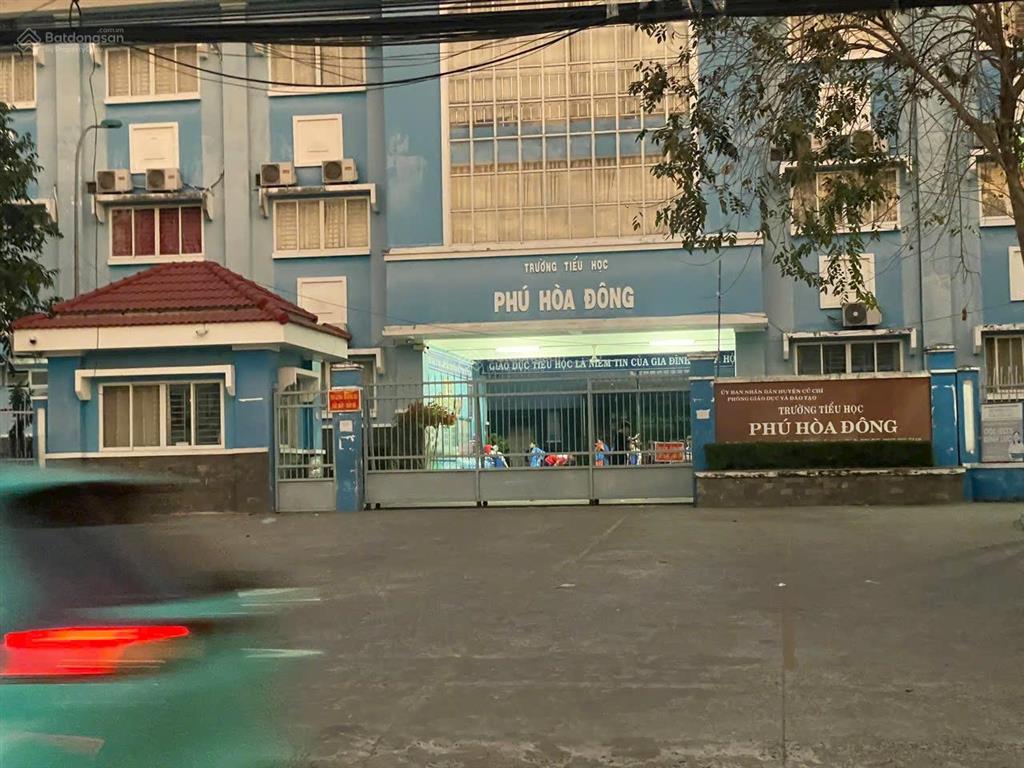 Bán lô đất full thổ cư, xây dựng tự do gần khu vinhomes saigon park