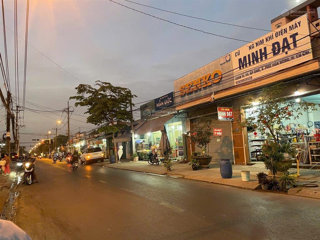 Bán lô đất full thổ cư, xây dựng tự do gần khu vinhomes saigon park