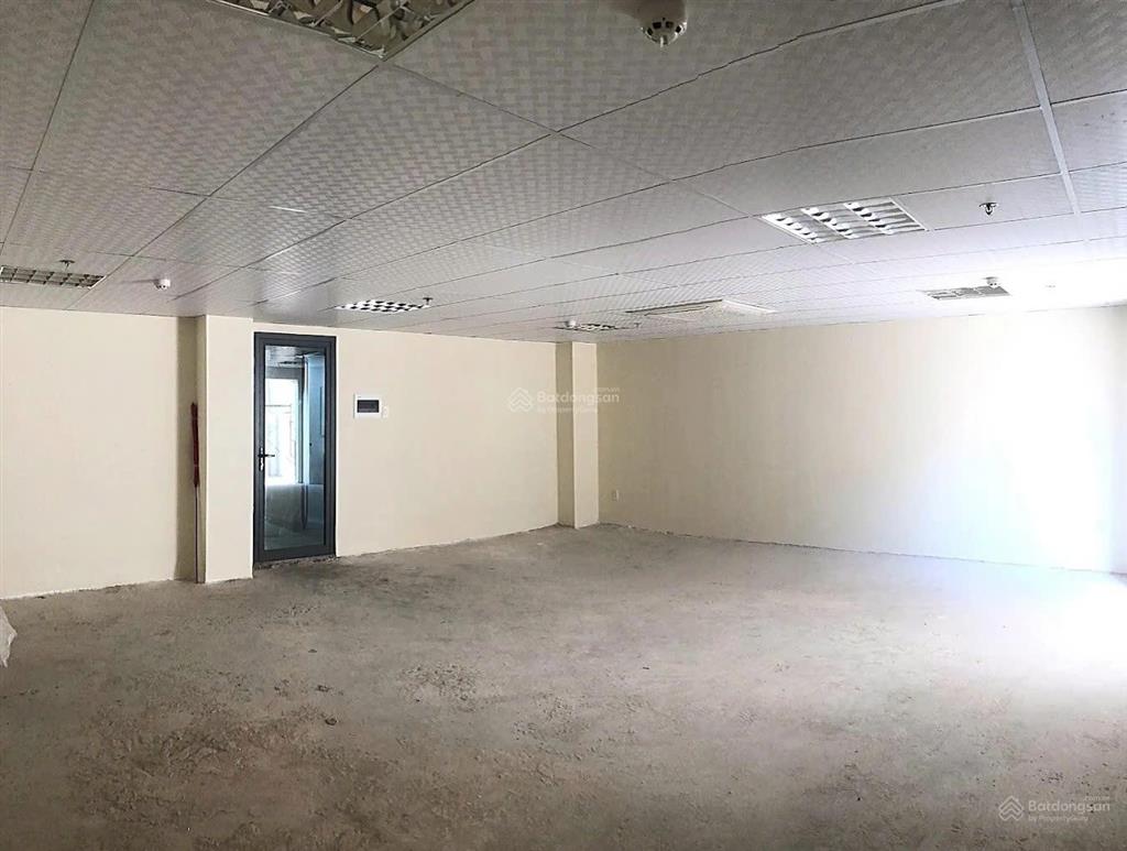 51 tỷ 750 triệu  đang có dòng tiền cho thuê gần 200tr bán tòa nhà bcons tower