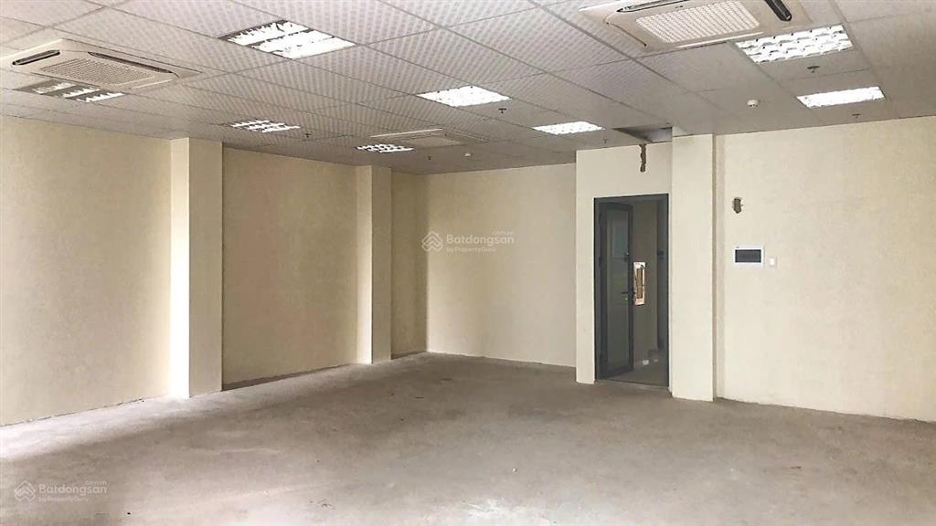51 tỷ 750 triệu  đang có dòng tiền cho thuê gần 200tr bán tòa nhà bcons tower