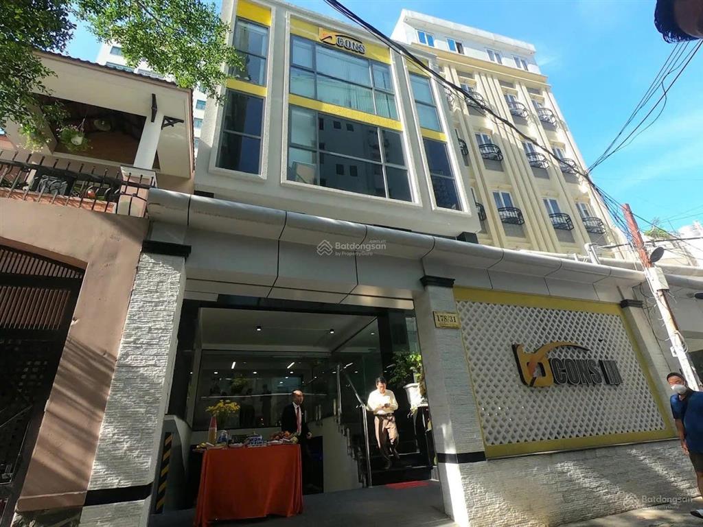 51 tỷ 750 triệu  đang có dòng tiền cho thuê gần 200tr bán tòa nhà bcons tower