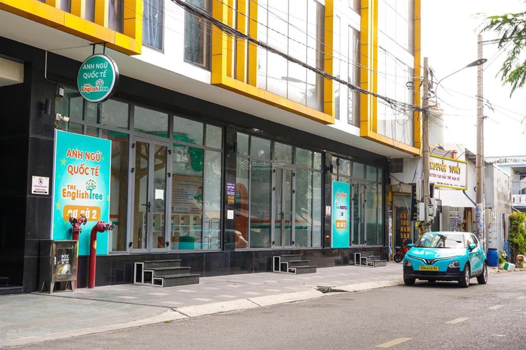 51 tỷ 750 triệu  có dòng tiền cho thuê 200tr bán tòa nhà bcons tower vị trí đắt địa mặt tiền đường