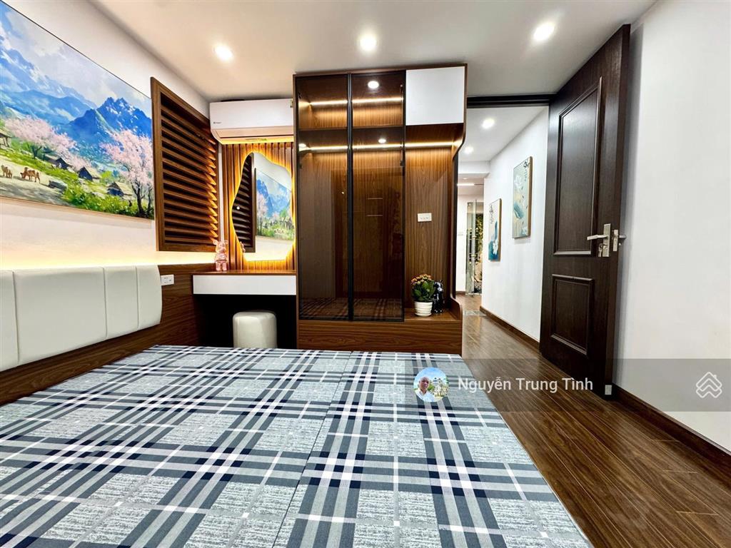 Bán nhà văn quán hà đông phân lô vỉa hè ô tô tránh kinh doanh tốt, siêu tiện ích 60m2 giá 12,5 tỷ