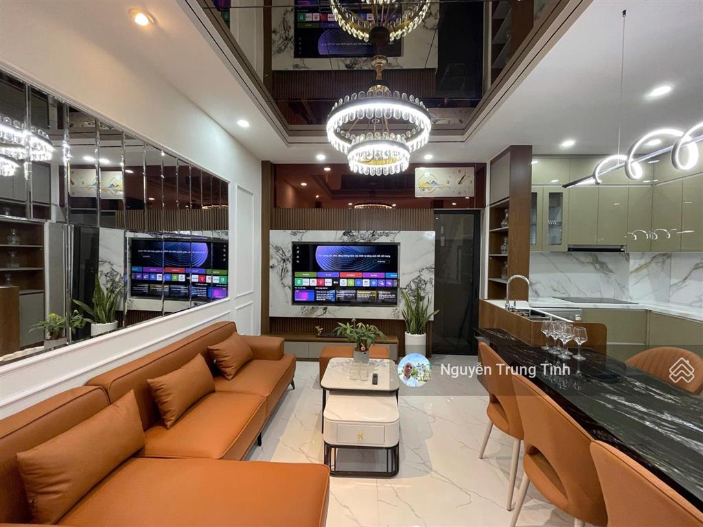 Bán nhà liền kề văn quán hà đông phố to, vỉa hè rộng, kinh doanh tốt. 90 m² x 5 tầng giá chỉ 22 tỷ