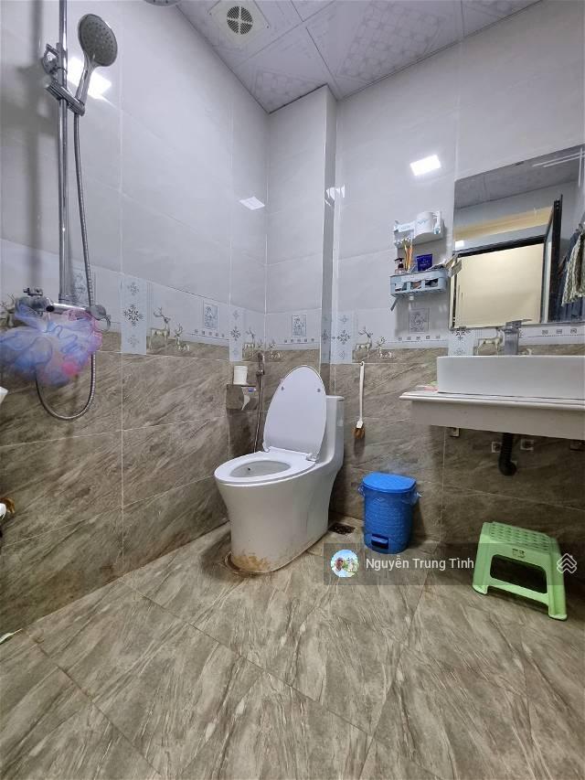 Bán nhà 5 tầng 5 ngủ gần ga văn quán trần phú hà đông ô tô đỗ cửa gần 60m2 giá nhỉnh 12 tỷ