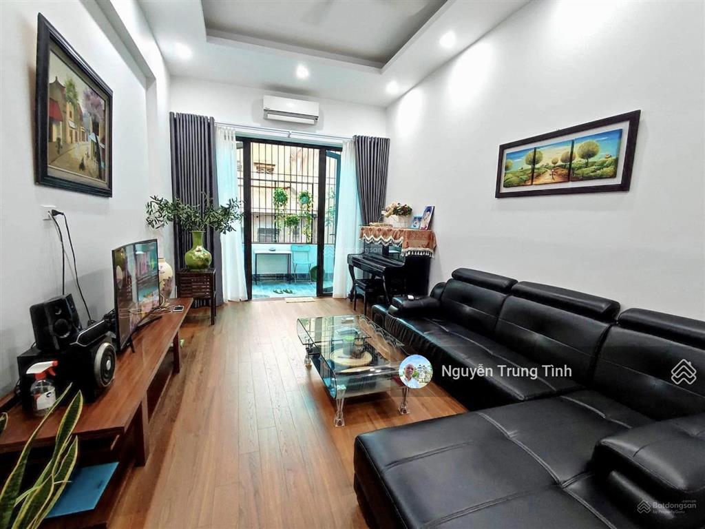 Bán nhà 5 tầng 5 ngủ gần ga văn quán trần phú hà đông ô tô đỗ cửa gần 60m2 giá nhỉnh 12 tỷ