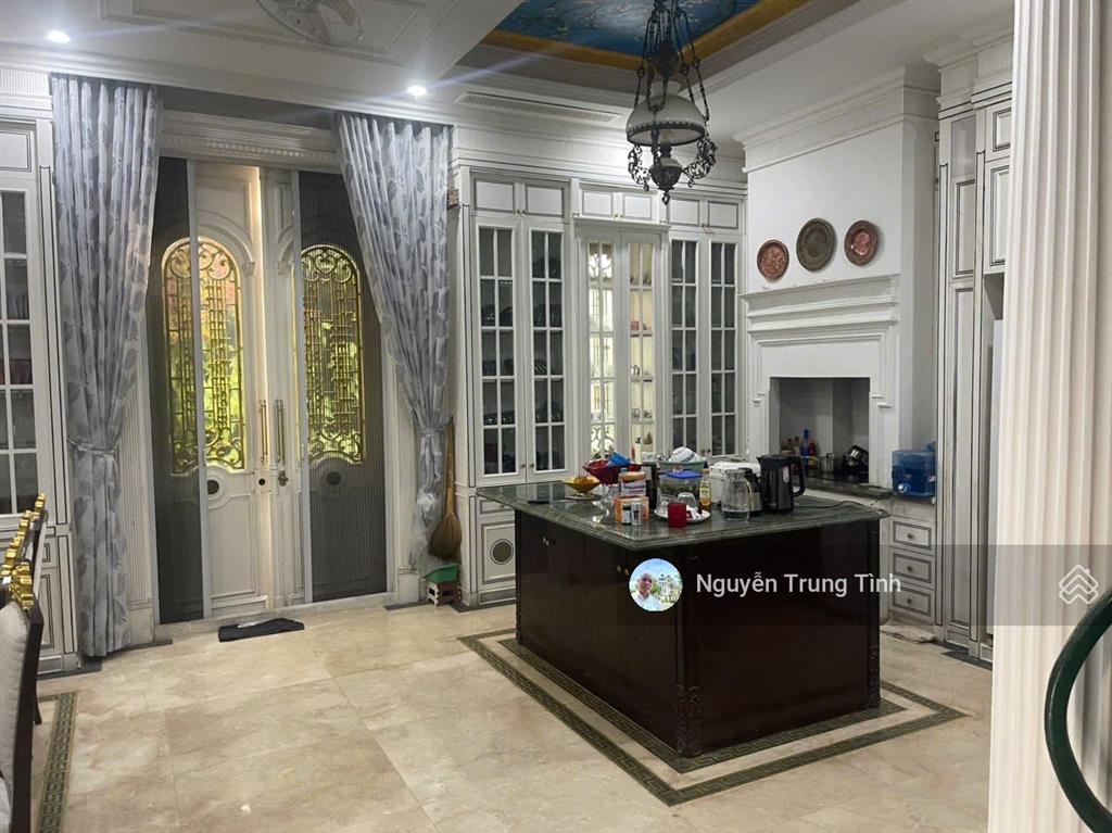 Bán nhà villa huyndai tô hiệu hà đông 200m2 lô góc 3 mặt thoáng, giá chỉ 56 tỷ