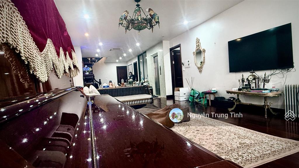 Bán tòa apartment 8 tầng mp âu cơ tây hồ hà nội dãy lẻ view tp ven sông 250m2 giá chỉ 155 tỷ.