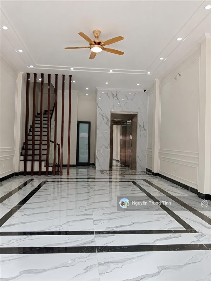 Bán nhà văn la, văn phú, hà đông, 60m2, x7 tầng, thang máy, kinh doanh sầm uất, giá 22 tỷ