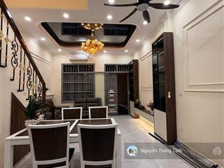 Bán nhà tô hiệu hà đông 50m2 5 tầng gần phố nhà mới ở ngay giá chỉ 10 tỷ