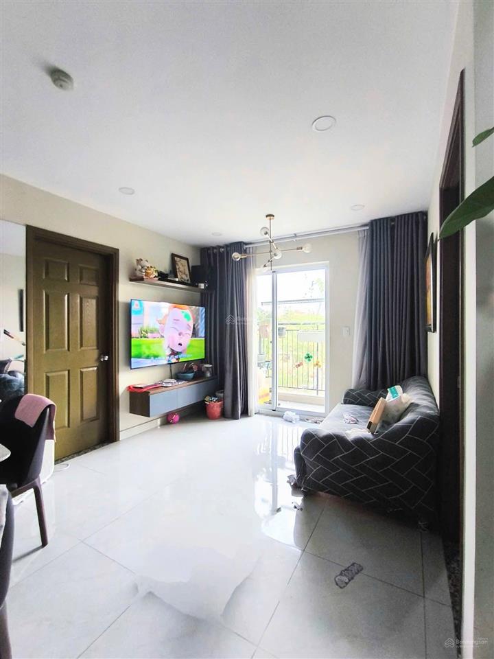 Chung cư khuông viêt gần đầm sen, 86m2, 3 phòng ngủ cần bán gấp.  0812 608 ***