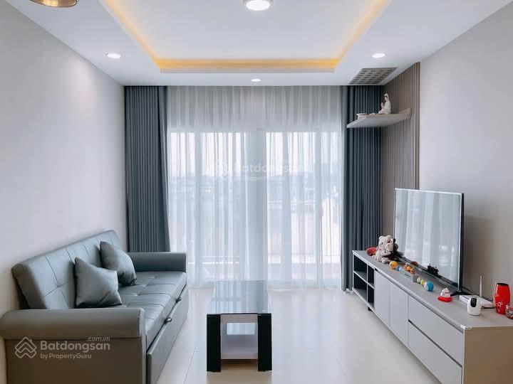 Chung cư lạc long quân quận 11 cần bán có sổ hồng sẵn 2 phòng ngủ