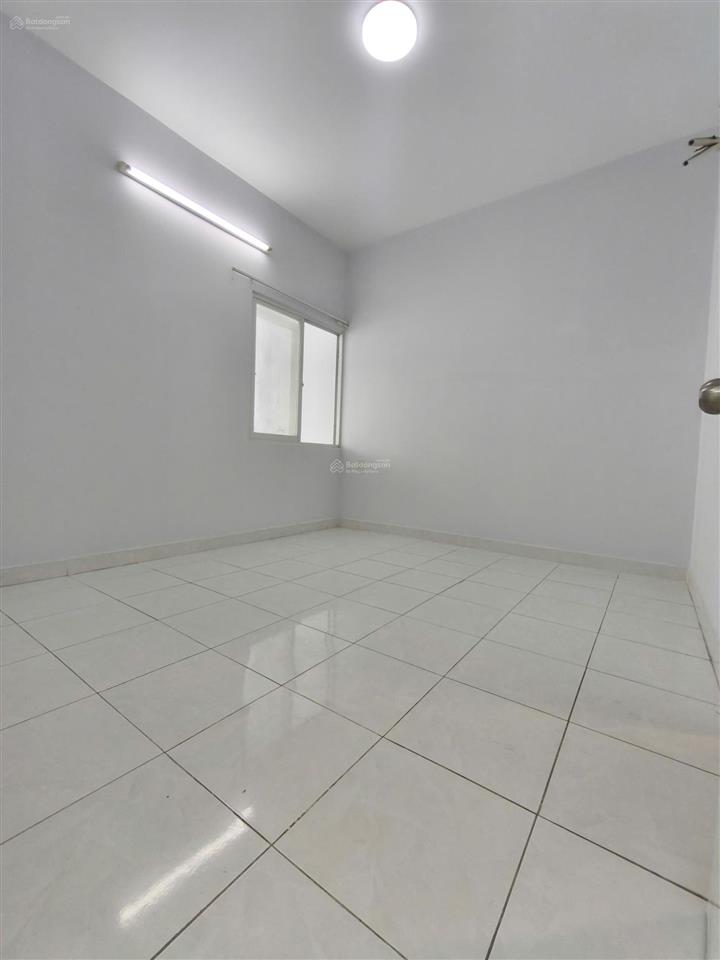 Chung cư quang thái quận tân phú, 90m2, 3 phòng ngủ có sổ hồng sẵn cần bán