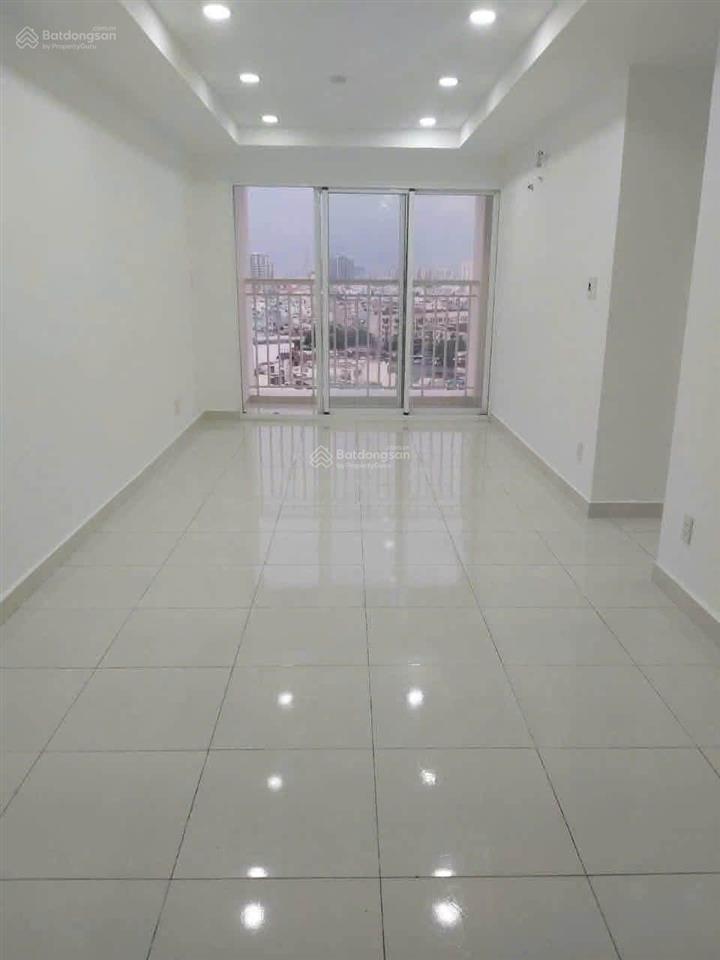 Chung cư âu cơ tower có sổ hồng sẵn cần bán gấp giá chỉ 3,22 tỷ, 2 phòng ngủ