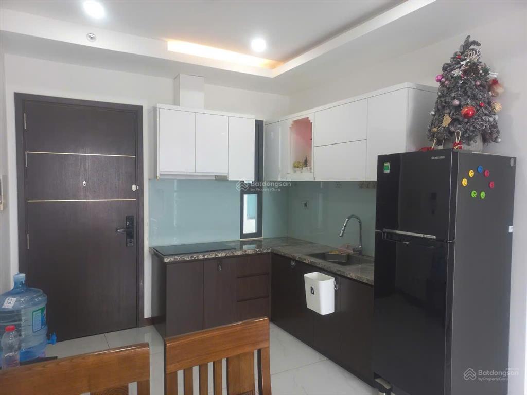 Chung cư hoa sen có sổ hồng sẵn, tặng nội thất cao cấp, 2 phòng ngủ đường lạc long quân cần bán