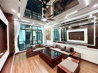 Bán nhà hồ đầm hồng 50m2 x 6 tầng nhà mới cứng, khu vực toàn quan chức, nhà cạnh hồ mát mẻ