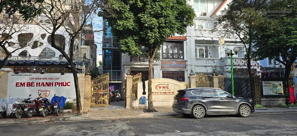 Biệt thự tây nam linh đàm 5 tầng thang máy vỉa hè kinh doanh