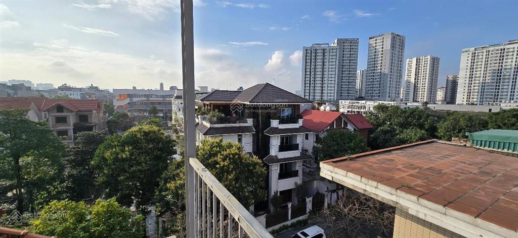 Biệt thự tây nam linh đàm 5 tầng thang máy vỉa hè kinh doanh