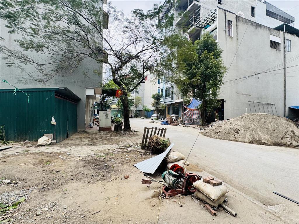 Đất dv yên nghĩa 50.6m mt 4.05m ô tô 13.3 tỷ