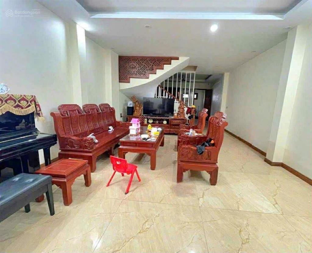 Phân lô vip hoàng văn thái vỉa hè ô tô tránh hai mặt thoáng