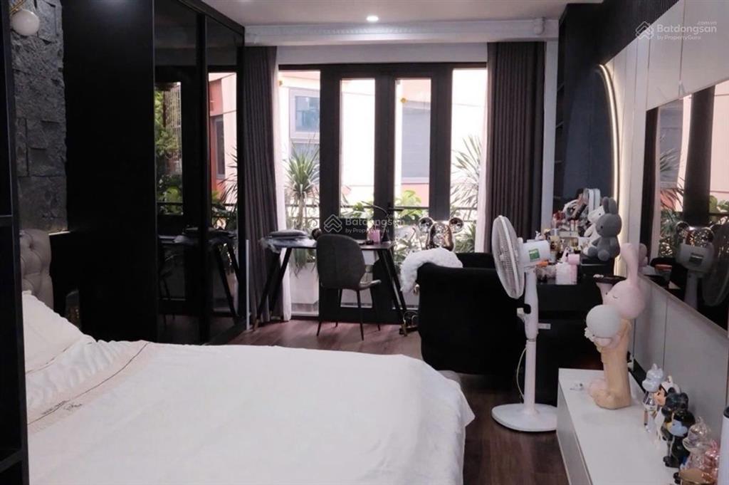 Bán nhà phân lô hoàng văn thái  thanh xuân  6 tầng thang máy  ô tô tránh  dừng đỗ ngày đêm