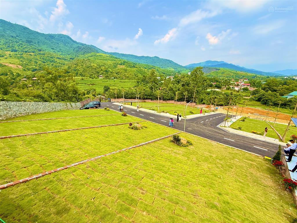 Cần bán 150m full đất ở, mt 9m. view núi đồi, giao thông thuận lợi, dân cư hiện hữu. giá chỉ 3***