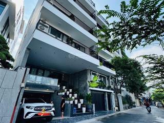 Chủ nhà gửi bán nhà mặt hồ nhật chiêu 90m², 6 tầng, mt 5m. giá thỏa thuận.  0888 999 ***